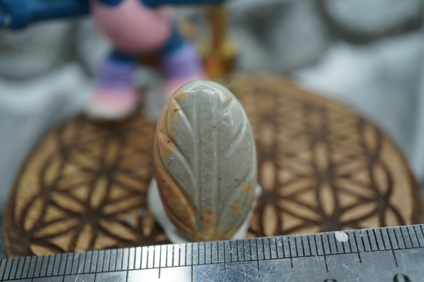 Minerali & Pietre curative: Polychrom Jaspis    Blatt Geschnitzt  Cabochon   Ab 1.- – Nuovo e nell'imballaggio originale da Eschenbach SG venduto da topstone 4