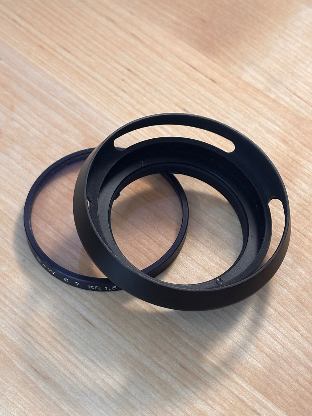 Filtri: Leitz Sonneblende 12504 mit B&W Filter – Usato da Kloten venduto da Pumpkin3072