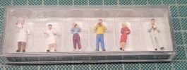 Preiser 10109 Am Verkaufswagen Figuren H0