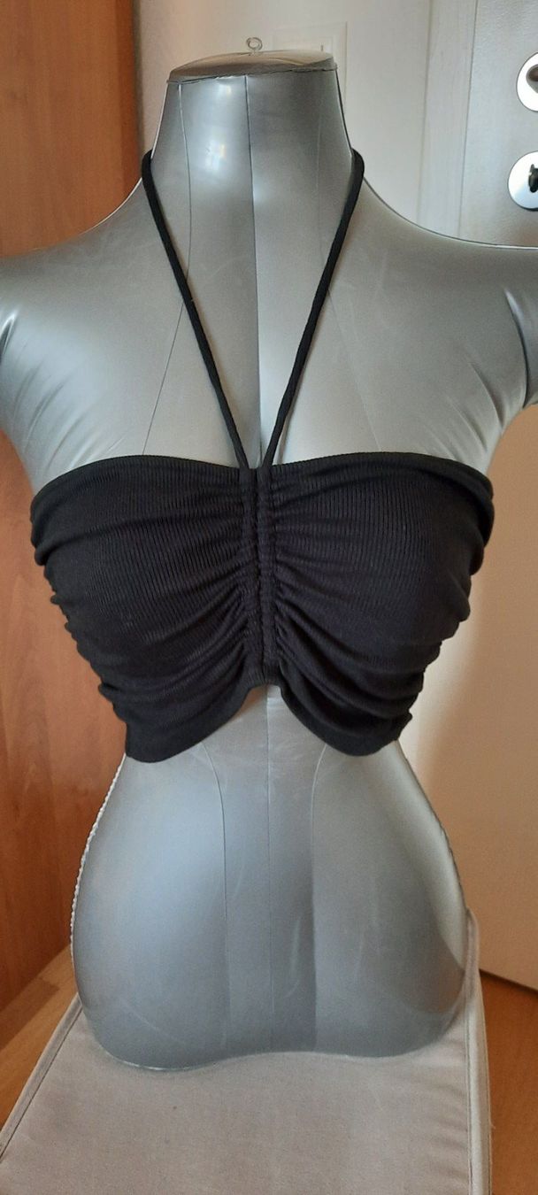 Zara Top: top, Zara – Nuovo (secondo la descrizione) da Lussery-Villars venduto da pousinete02