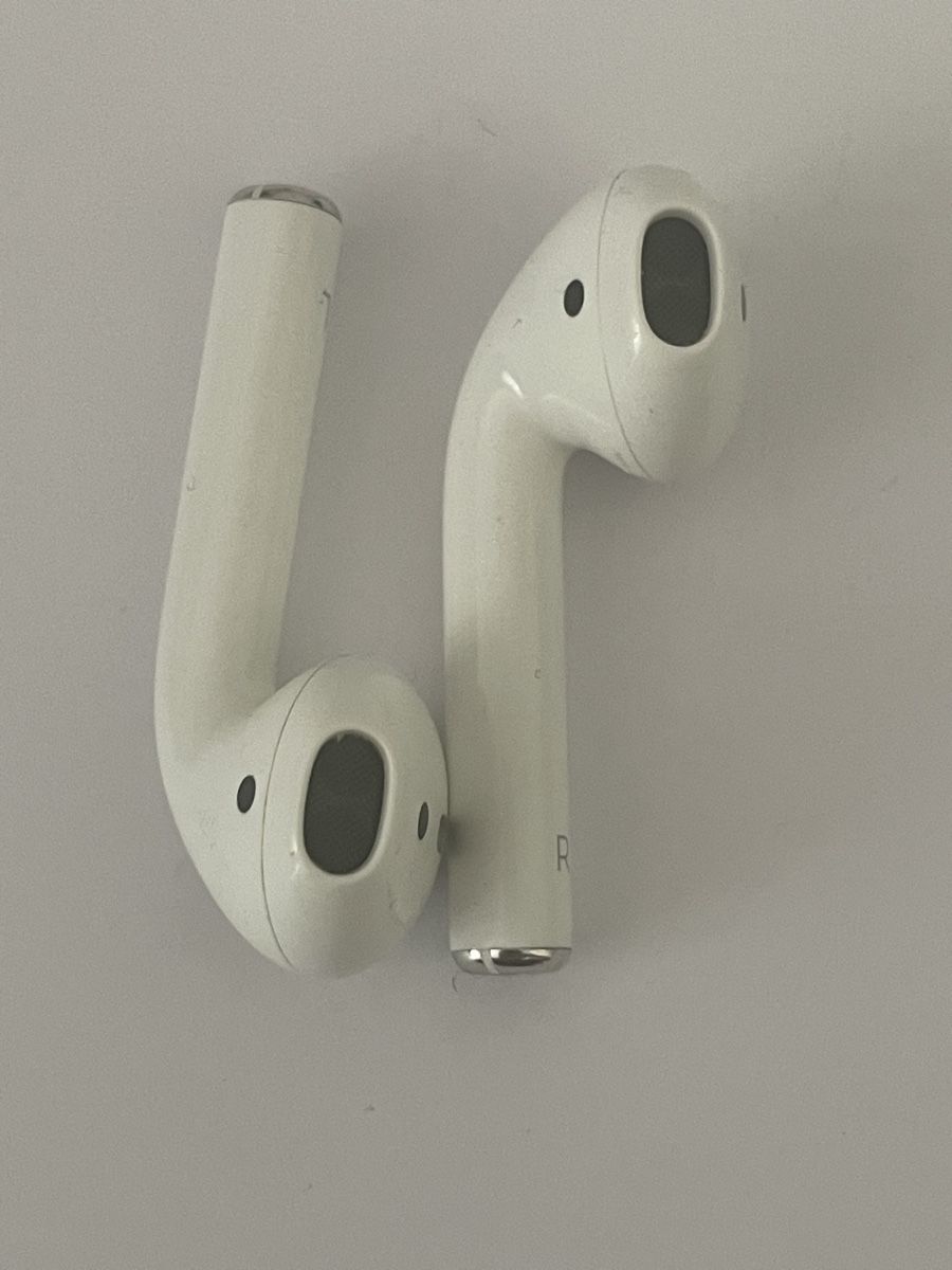 Apple Kopfhörer: AirPods – Defekt aus Sargans von Didis 1