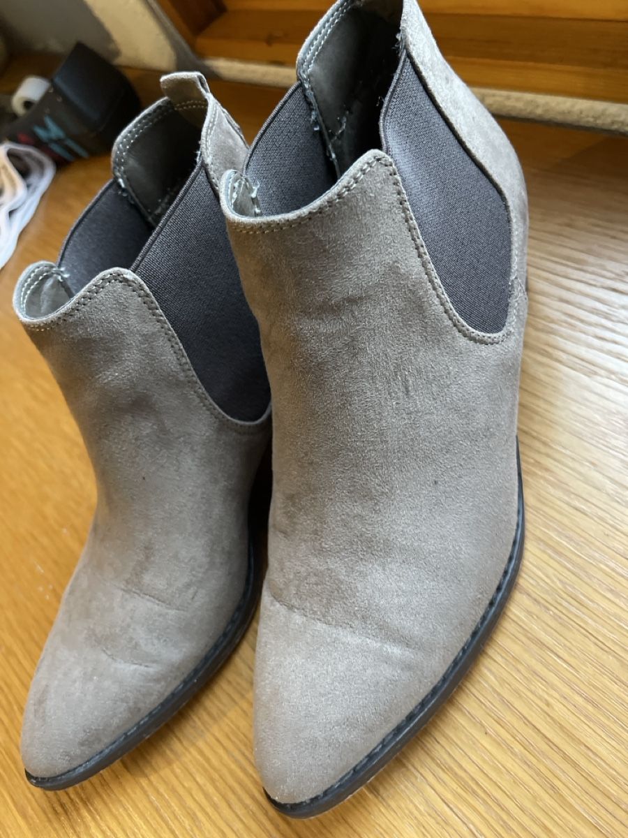 Scarpe da donna: Stifeletten schlammfarbig 37 – Usato da Au ZH venduto da scaila 2