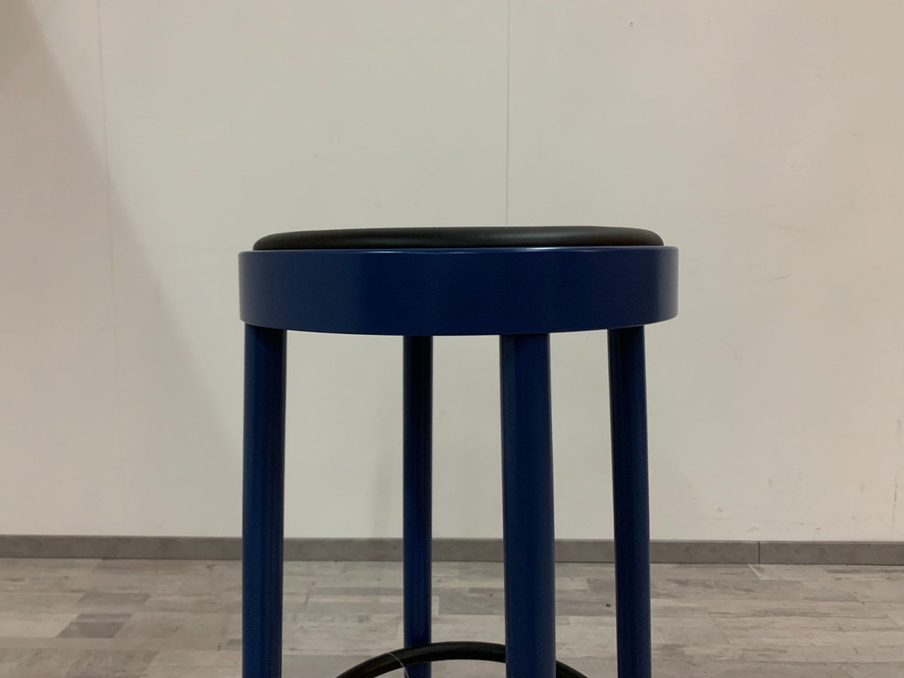 Horgen Glarus Sgabelli: Horgenglarus Barhocker select 11-373 / blau, schwarz – Nuovo (secondo la descrizione) da Zürich venduto da ZuercherBrockenhaus 6