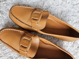 Salvatore Ferragamo Loafer neu und ungetragen, US Größe 7 B