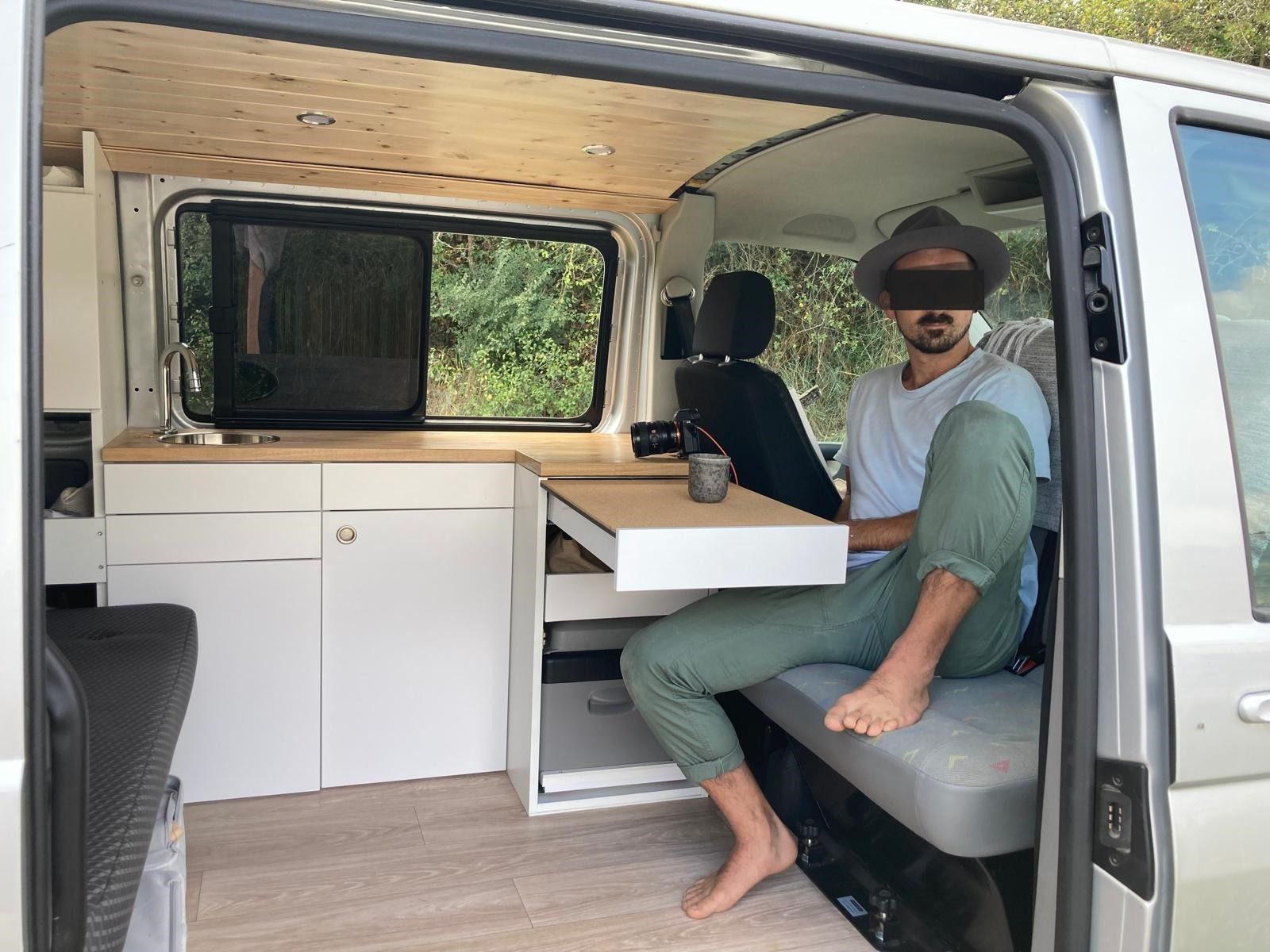 VW Véhicules de camping: VW T5 Campervan – D'occasion à Erlinsbach par Deeeve 1