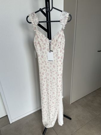 Bershka Maxikleid mit Blumenmuster Neu! XS S