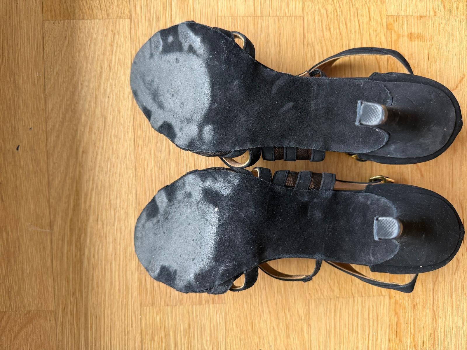 Scarpe da donna: Tanzschuhe Damen Grösse 38 – Usato da Basel venduto da tobinho10 3