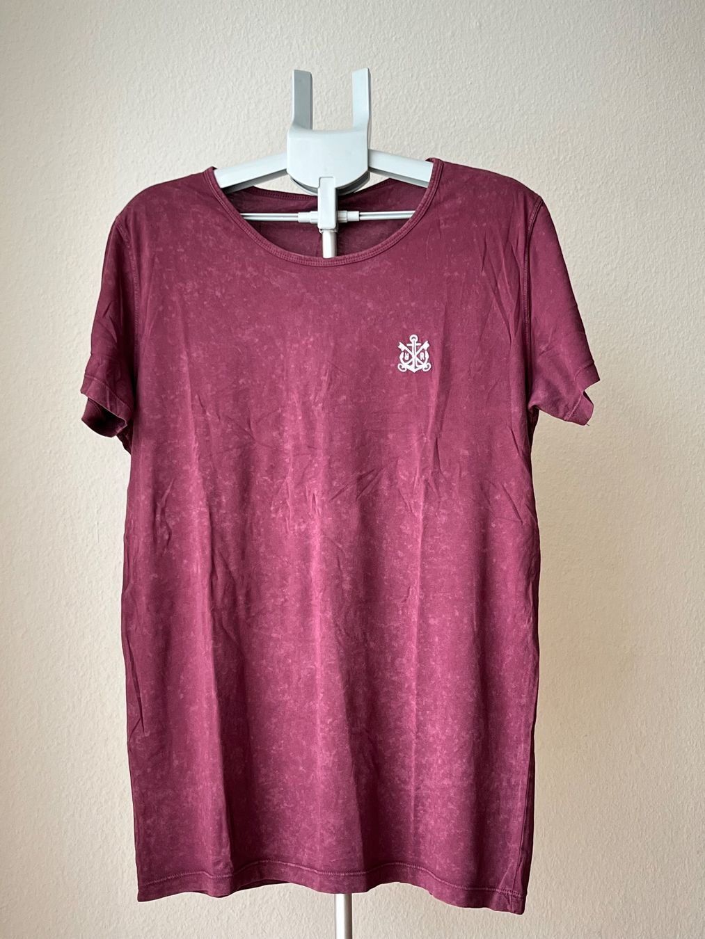 T-shirt: Bordeaux  T-Shirt Gr.L – Usato da Winterthur venduto da GutKeS 1