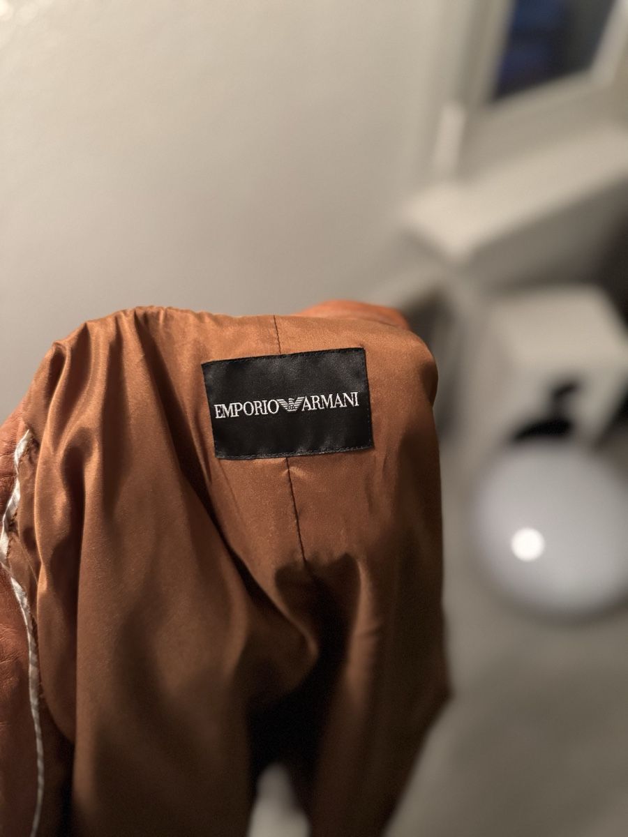 Armani Giacche: Emporio Armani Leather Jacket, Brown, Size 46 – Usato da Turbenthal venduto da elizameise 1