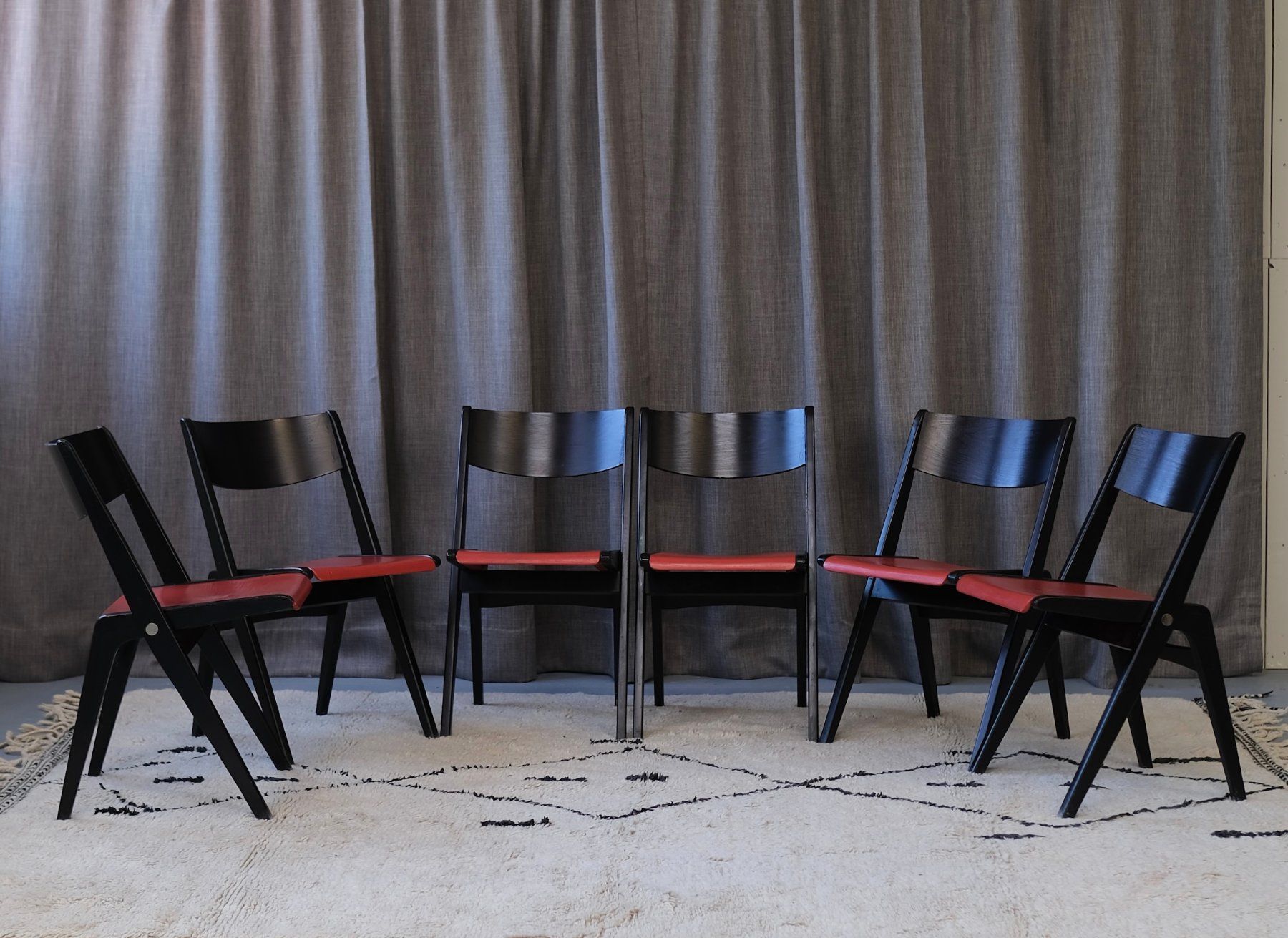 Sedie: 6 folding chairs 1950's Jean Prouvé style – Usato da Bern venduto da Zmodern_VIN 4