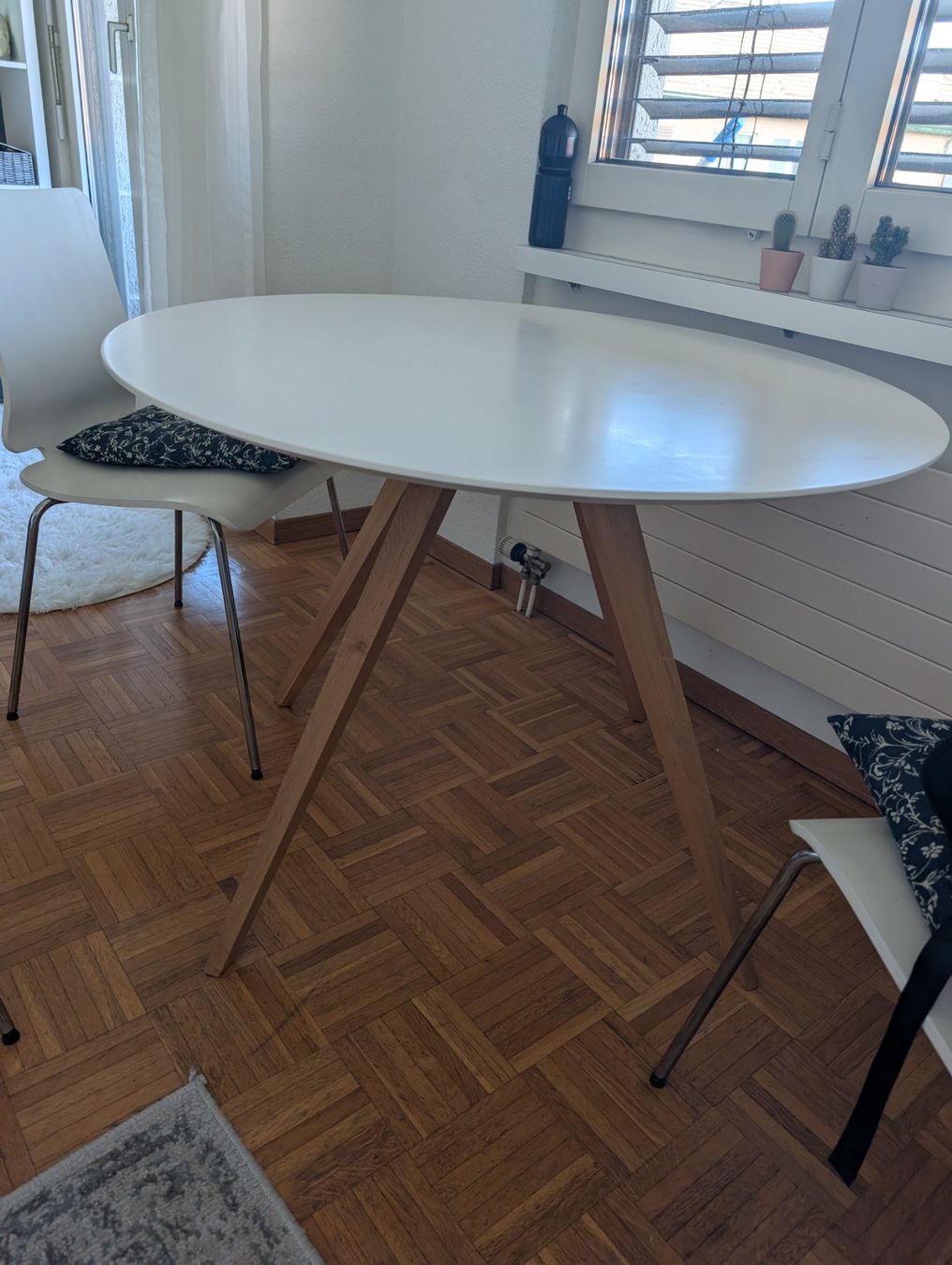 Tavoli: Runder Tisch – Usato da Zürich venduto da Raling