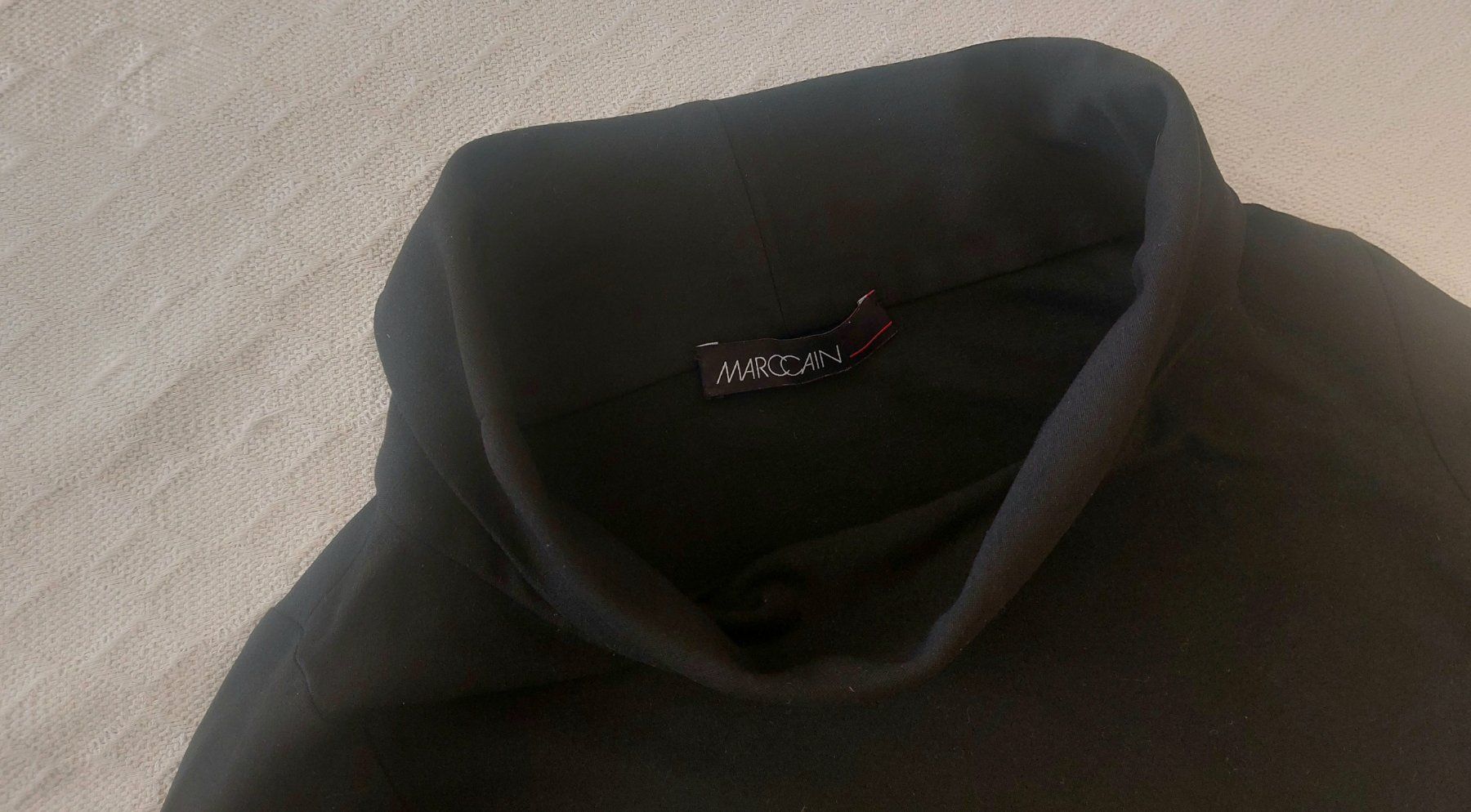 Marc Cain Lots de vêtements: Pullover von MARCCAIN – D'occasion à Zürich par lakili 1