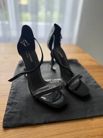 YSL Opyum sandalen Lackiert Schwarz