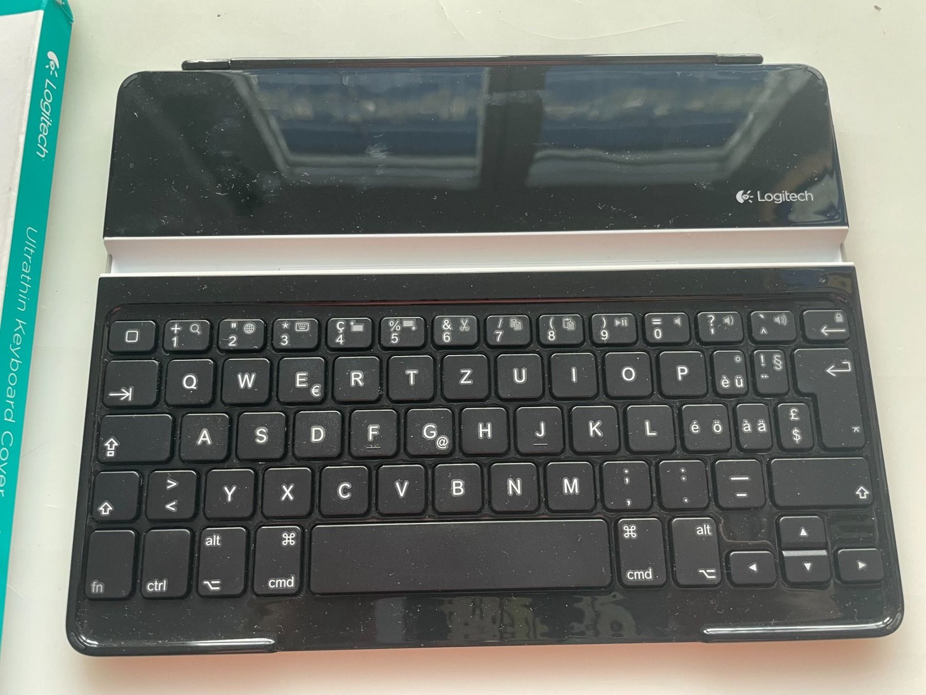 Logitech Tastiere: Logitech Ultrathin Keyboard Cover – Nuovo (secondo la descrizione) da Madiswil venduto da Stratosteve 1
