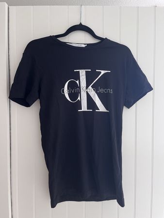 Calvin Klein T-Shirt