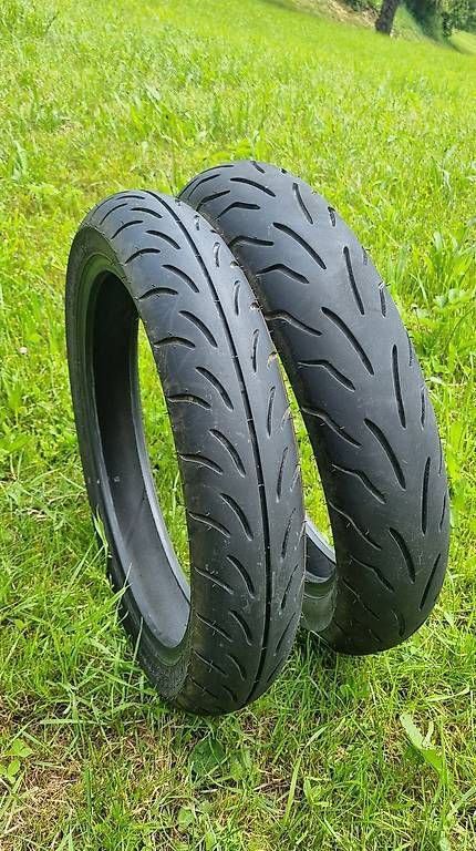 Bridgestone Pneumatici & Ruote complete: Sommerreifen Bridgestone Roller Honda – Usato da Fanas venduto da Tchgaar