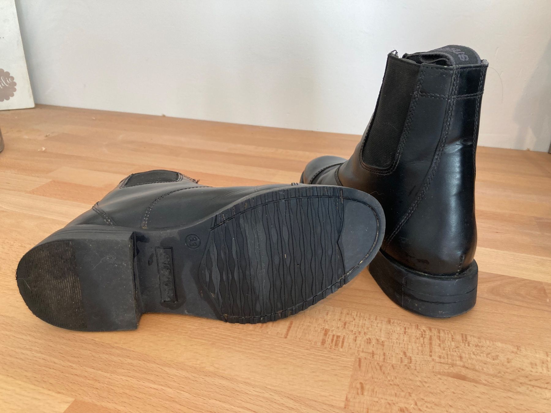 Schuhe für Mädchen: Steeds Kinder Leder Reitstiefeletten Gr. 33 – Gebraucht aus Schlatt ZH von yasi79 4