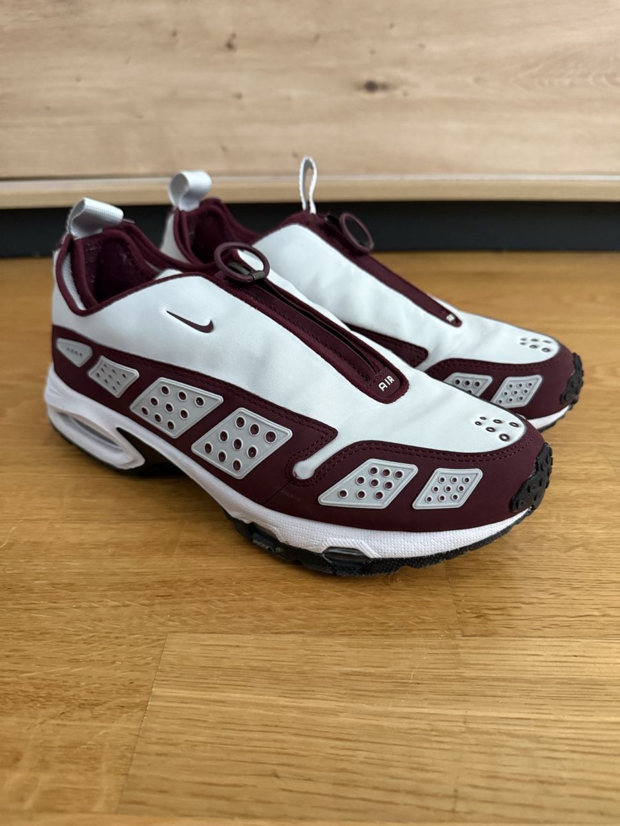 Nike Herrenschuhe: Nike Air Max SNDR Maroon/White – Neu (gemäss Beschreibung) aus Ostermundigen von Alex_ngtran