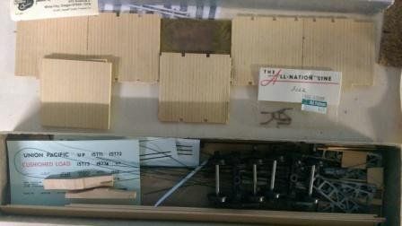 Modellini di ferrovie: Quality Craft Kit Union Pacific Bulkhead – Nuovo e nell'imballaggio originale da Tafers venduto da Fbrh 1