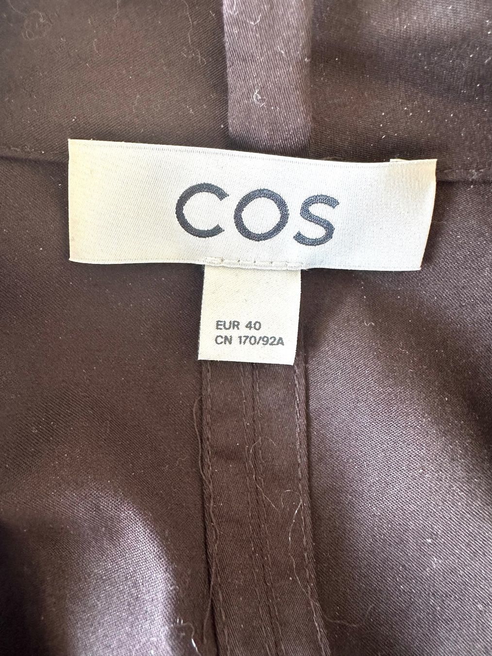 Cos Camicette: Dunkelbraune COS Bluse Gr 40 – Usato da Oberrieden venduto da Moraira14 4