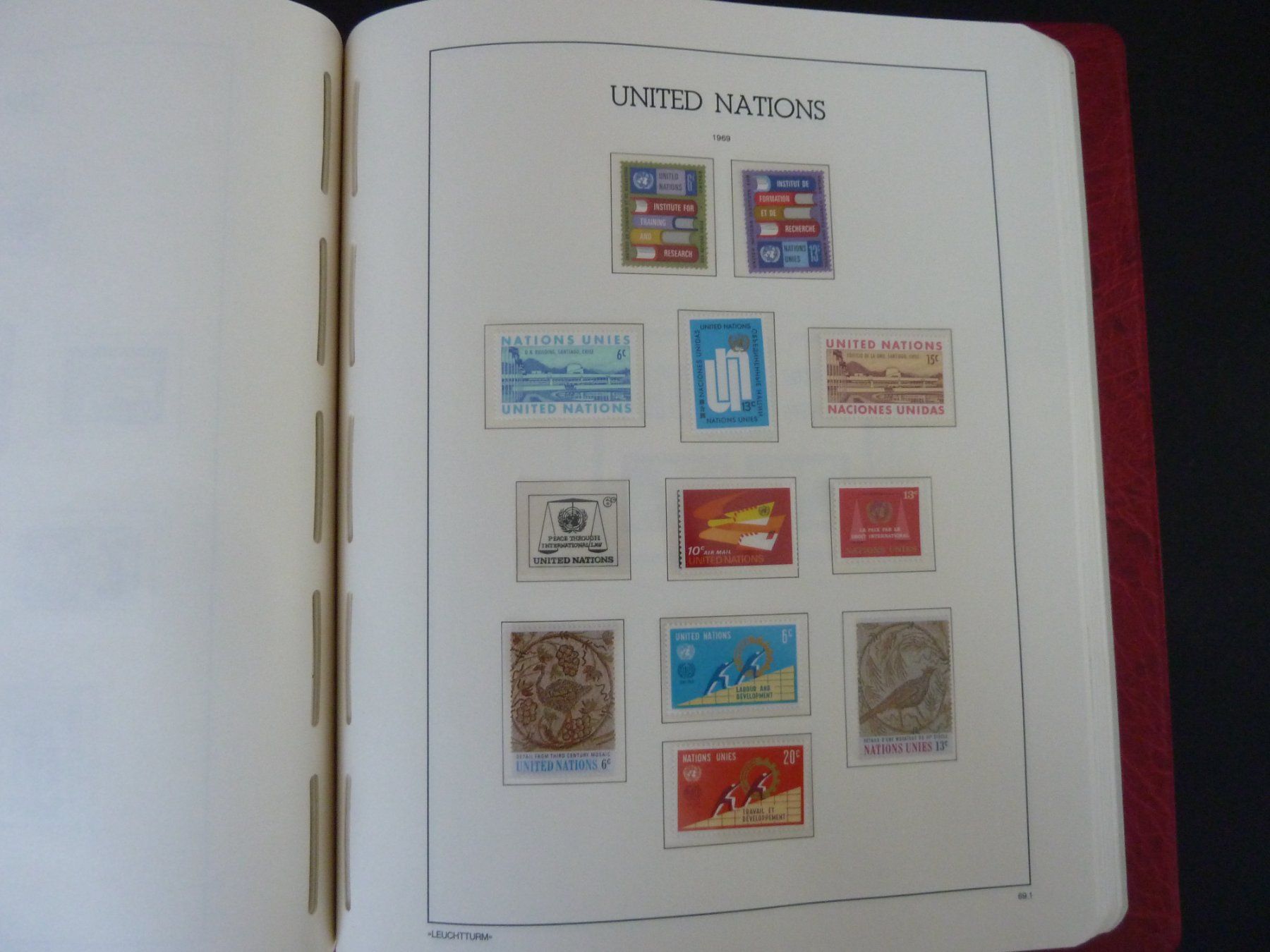 Tutti i francobolli: Lot UN CH et US (831) – Usato da Onex venduto da BANGON80 7