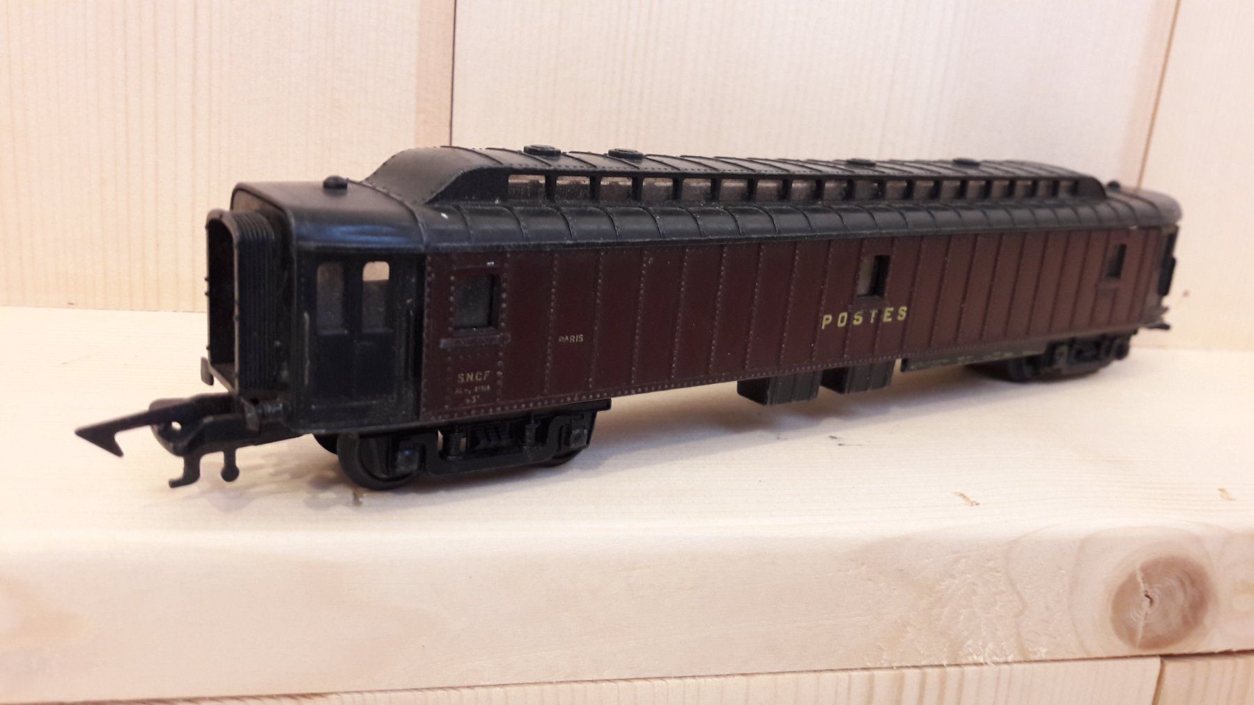 Jouef Modellini di ferrovie: Jouef f.P HO DC : SNCF fourgon "Postes" – Usato da Buttes venduto da Cafe2005