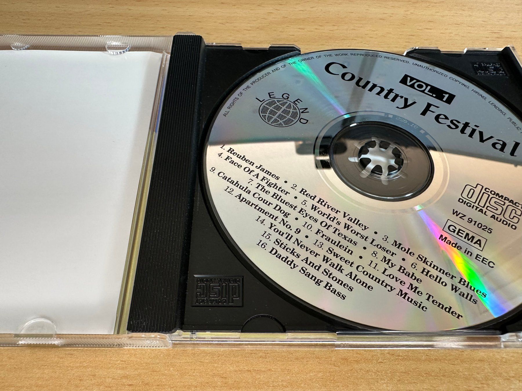 CDs: Country Festival Volume 1 – Gebraucht aus Rikon im Tösstal von Alpenmutz 2