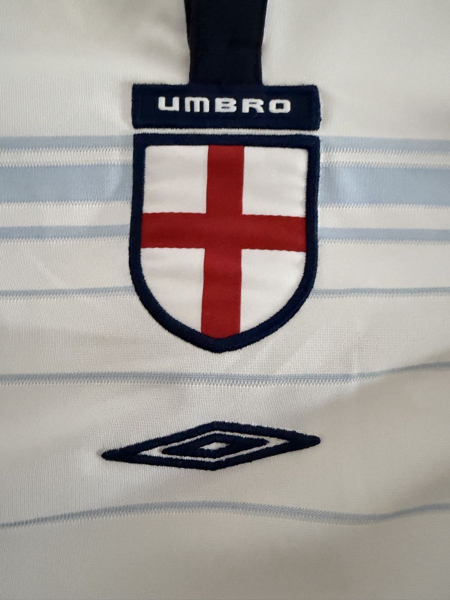 Umbro Canottiere & Pantaloni: Fussballtrikot England Umbro 2003/2005, doppelseitig!!! – Usato da Watt venduto da SwissBlueLine 3