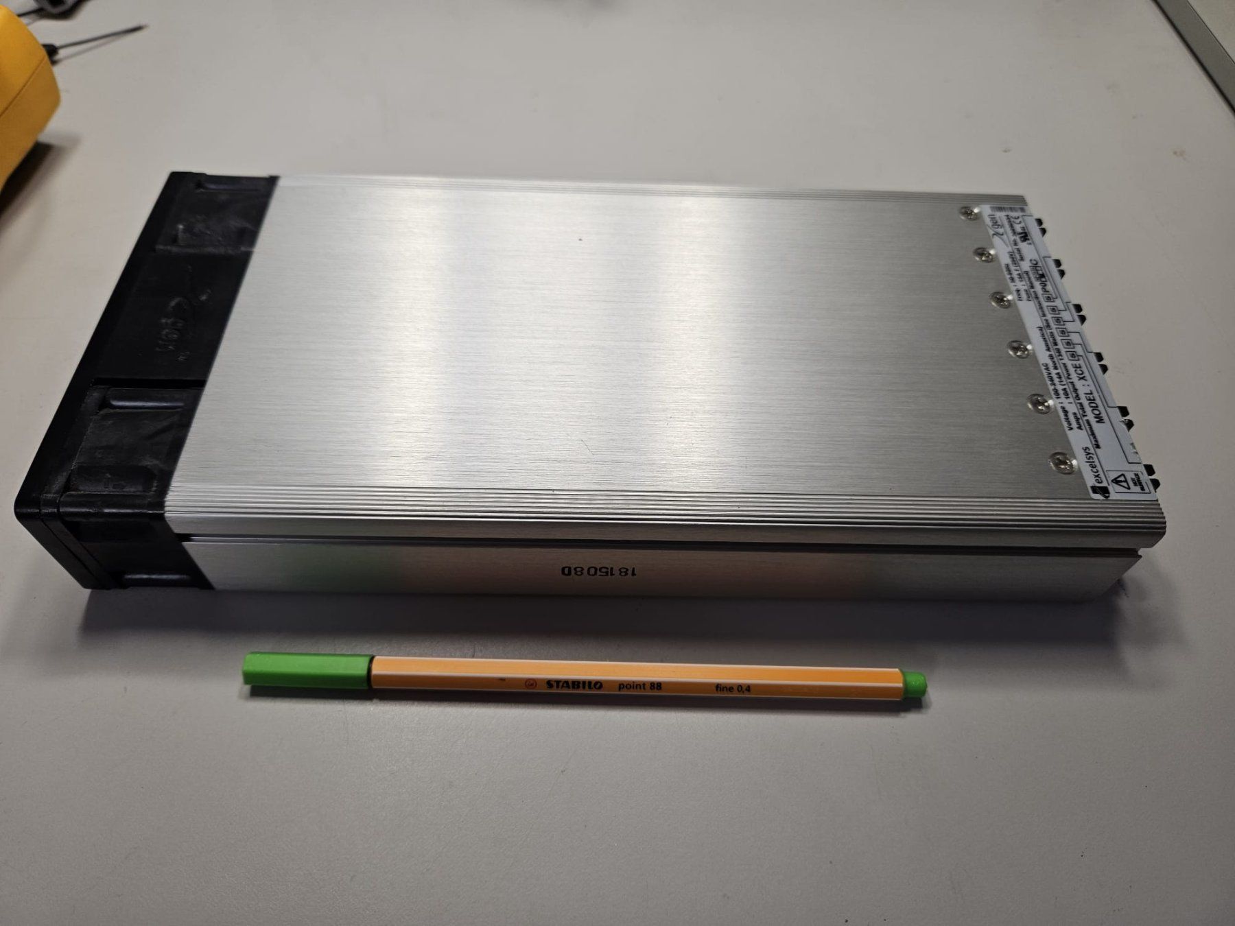 Componenti elettronici: Modulares Netzteil Excelsys mit 6 Modulen – Nuovo (secondo la descrizione) da Genestrerio venduto da GIDI02 6
