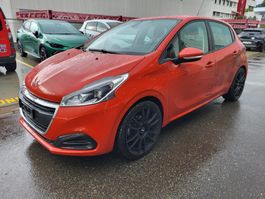 Peugeot 208 1.2SST 110PS (CK)