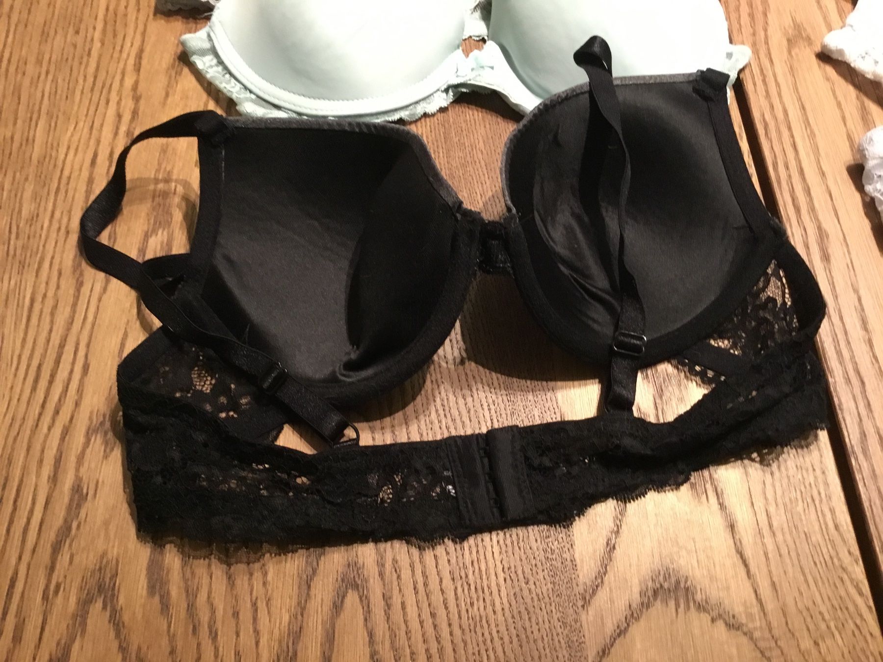 Altra biancheria intima: 10 Damen BHs Grösse 80C – Usato da Würenlos venduto da Tina48 2