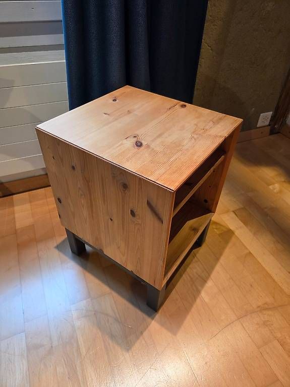 Comodini: Ikea Nornäs Nachttisch – Usato da Lenzburg venduto da sfeh 1