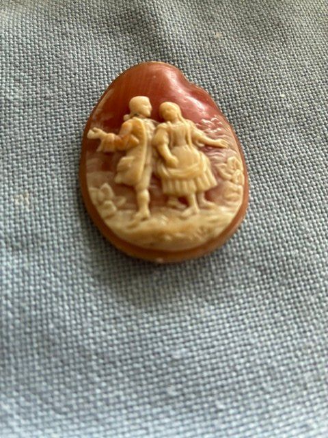 Spille & Fermagli: CAMéE NACRE SUR AGATE – Usato da Evilard venduto da nenette01 1