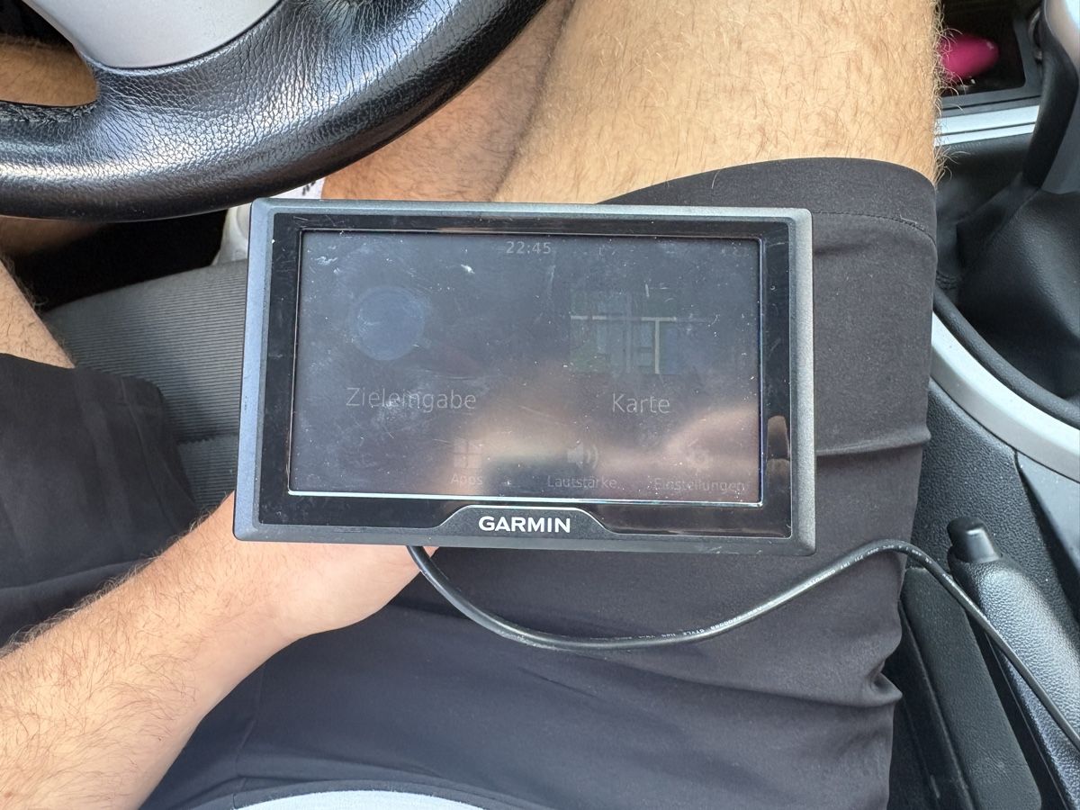 Garmin Navigationsgeräte: Garmin Navigationsgerät  – Gebraucht aus Greifensee von oli_q2zg