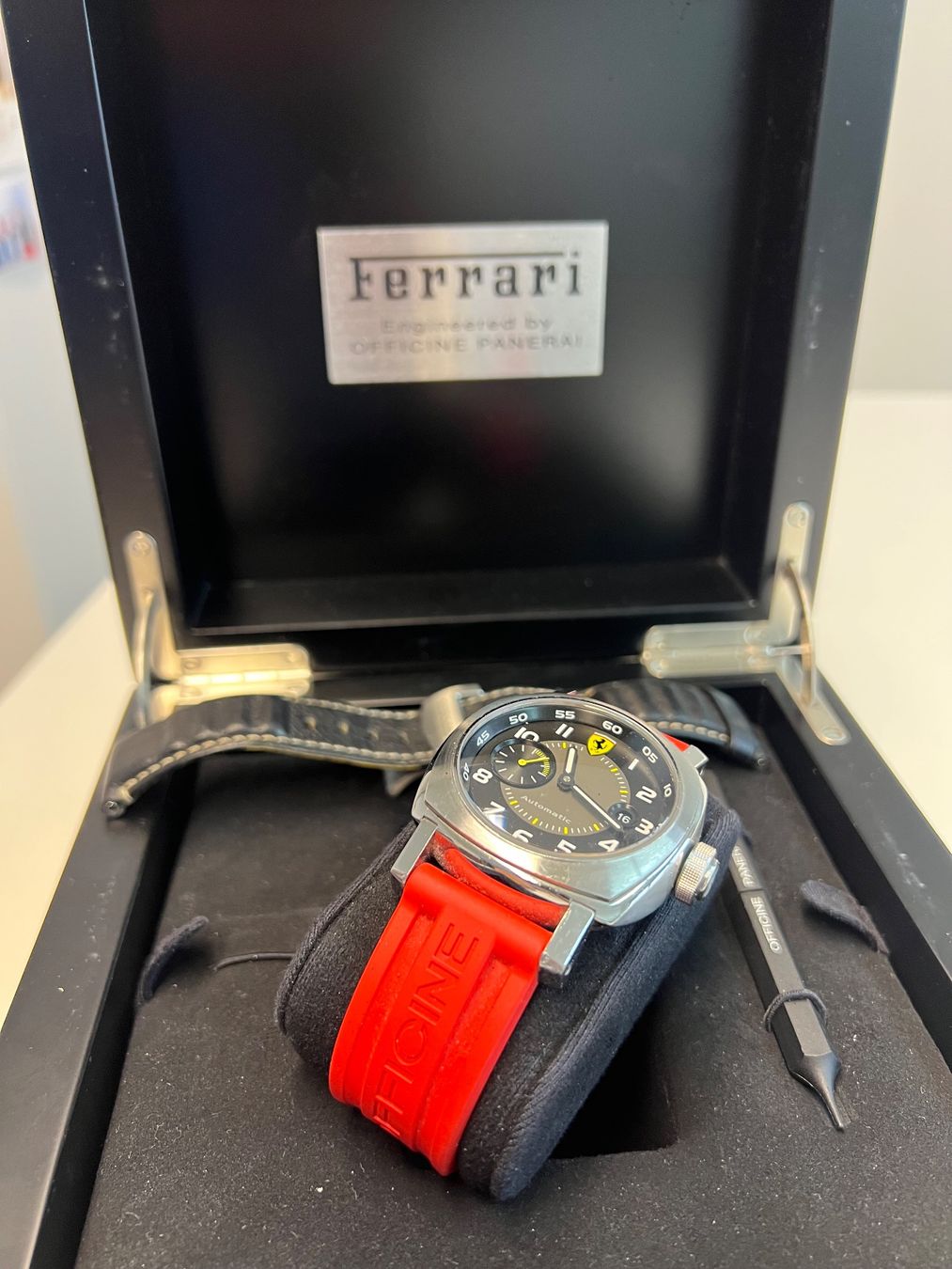 Panerai Montres: Panerai Ferrari Automatic / FER00002 – D'occasion à Derendingen par MDPshopandmore 3