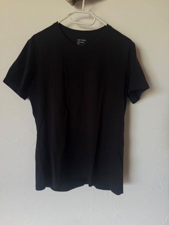 T-shirt Arcteryx L neuf