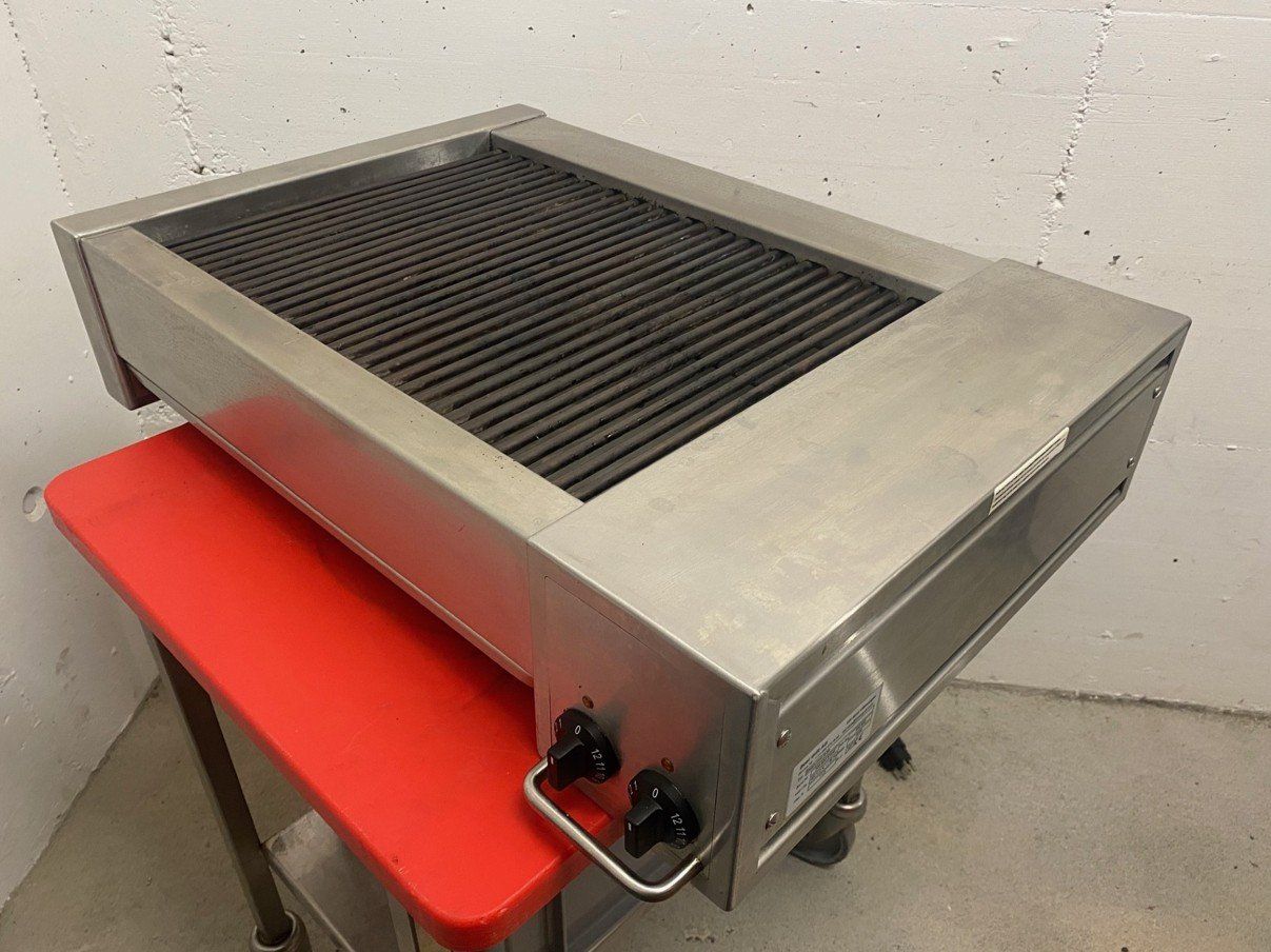 Elettrodomestici da cucina: Beer Grill Elektrogrill Wurstgrill R-55 – Usato da Suhr venduto da KFK-MA 3