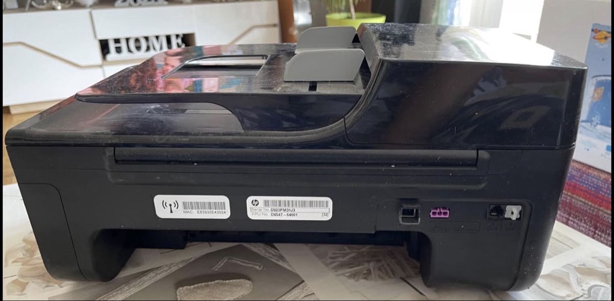 Stampanti: Imprimante HP Officejet 4500 Wireless - état correct – Usato da Henniez venduto da Pichurri 2