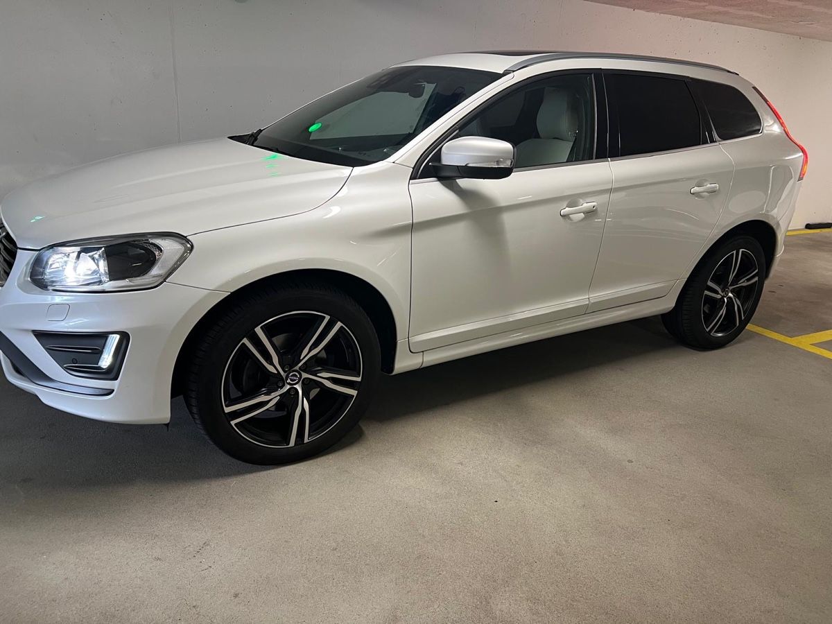 Volvo Automobili: VOLVO XC60 D5 AWD – Usato da Zuzwil SG venduto da Malou80