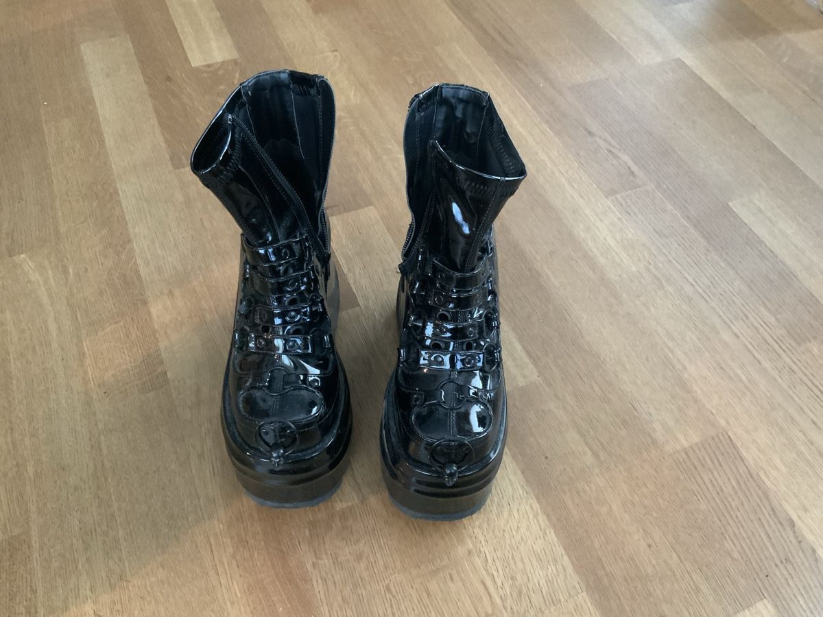 Chaussures femmes: Demoniacult Wave 110, Grösse 39 – D'occasion à Domat/Ems par scarnuz1 3