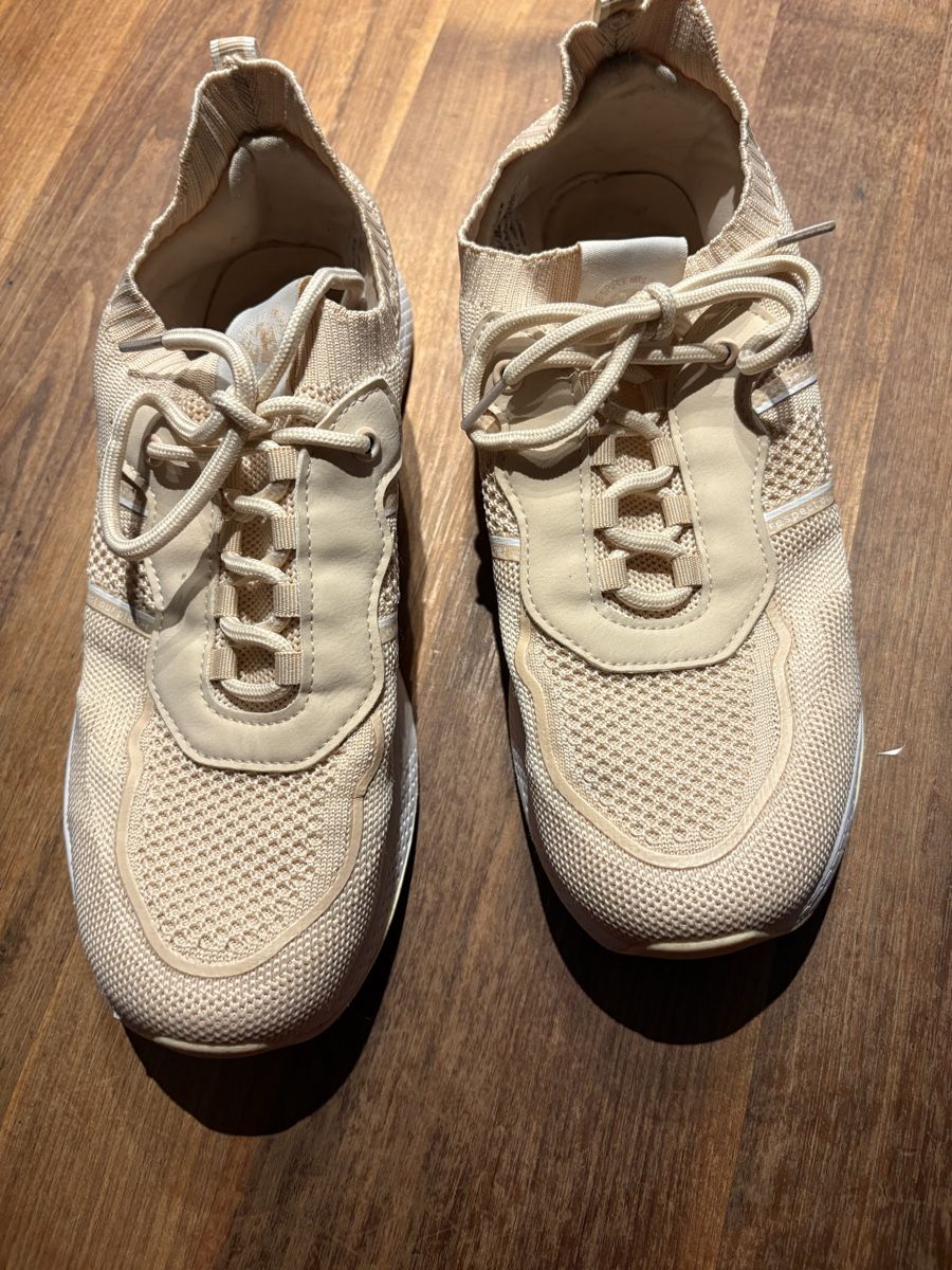 Scarpe da donna: Sneaker hellrosa Grösse 39  Damen – Usato da Beromünster venduto da msklef