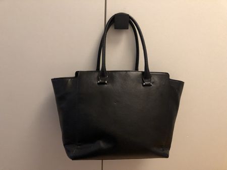Verschiedene Damenhandtaschen