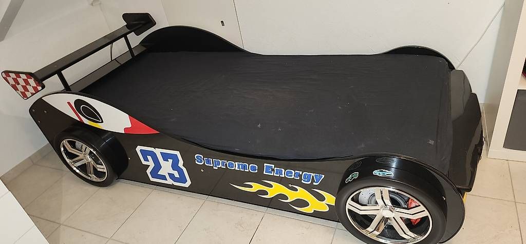 Betten: Kinder Bett Auto – Gebraucht aus Tenniken von Bi