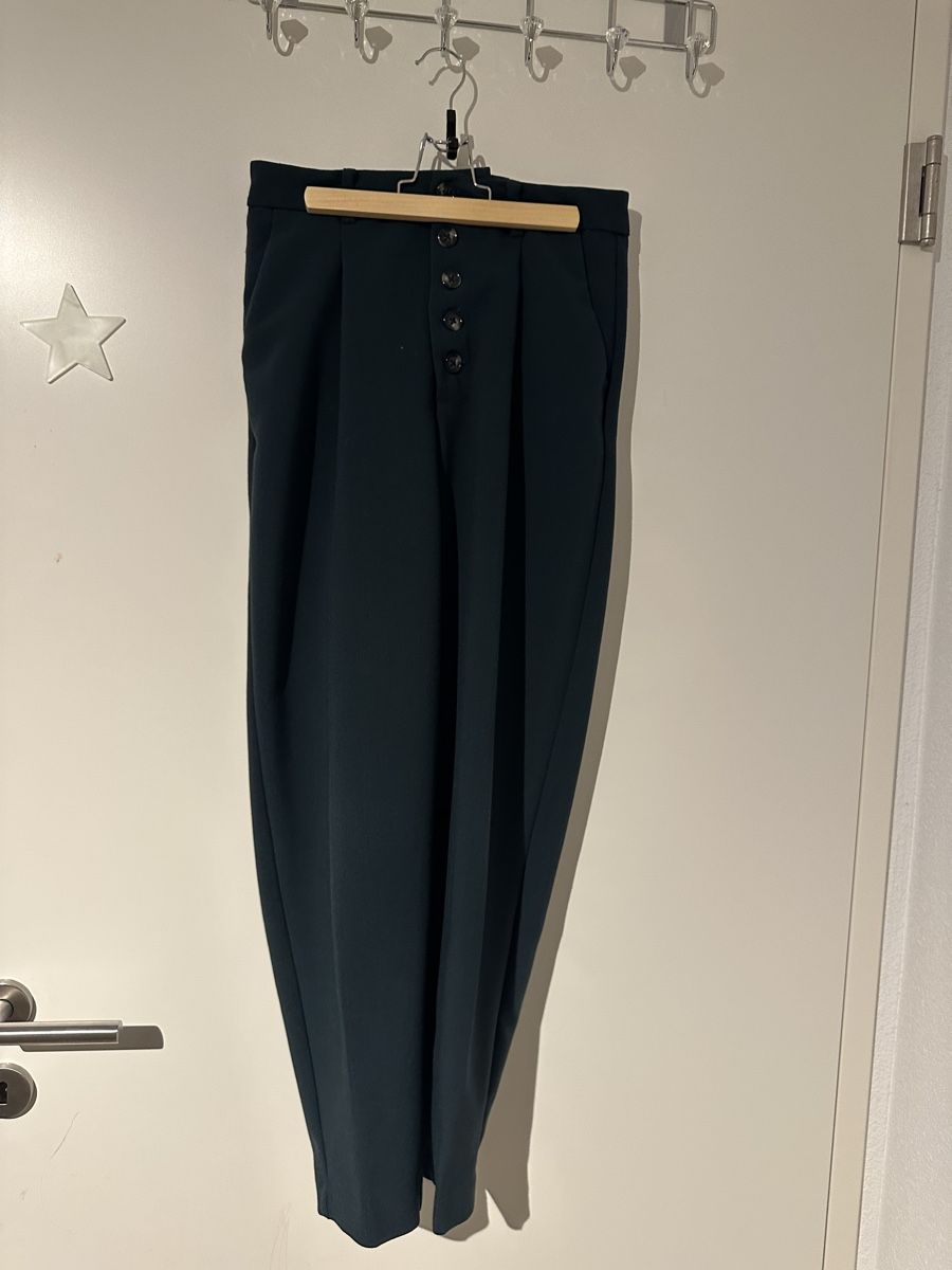 Mango Hosen: Mango Hose Gr. 36 – Gebraucht aus Dübendorf von nat_h9wg 1