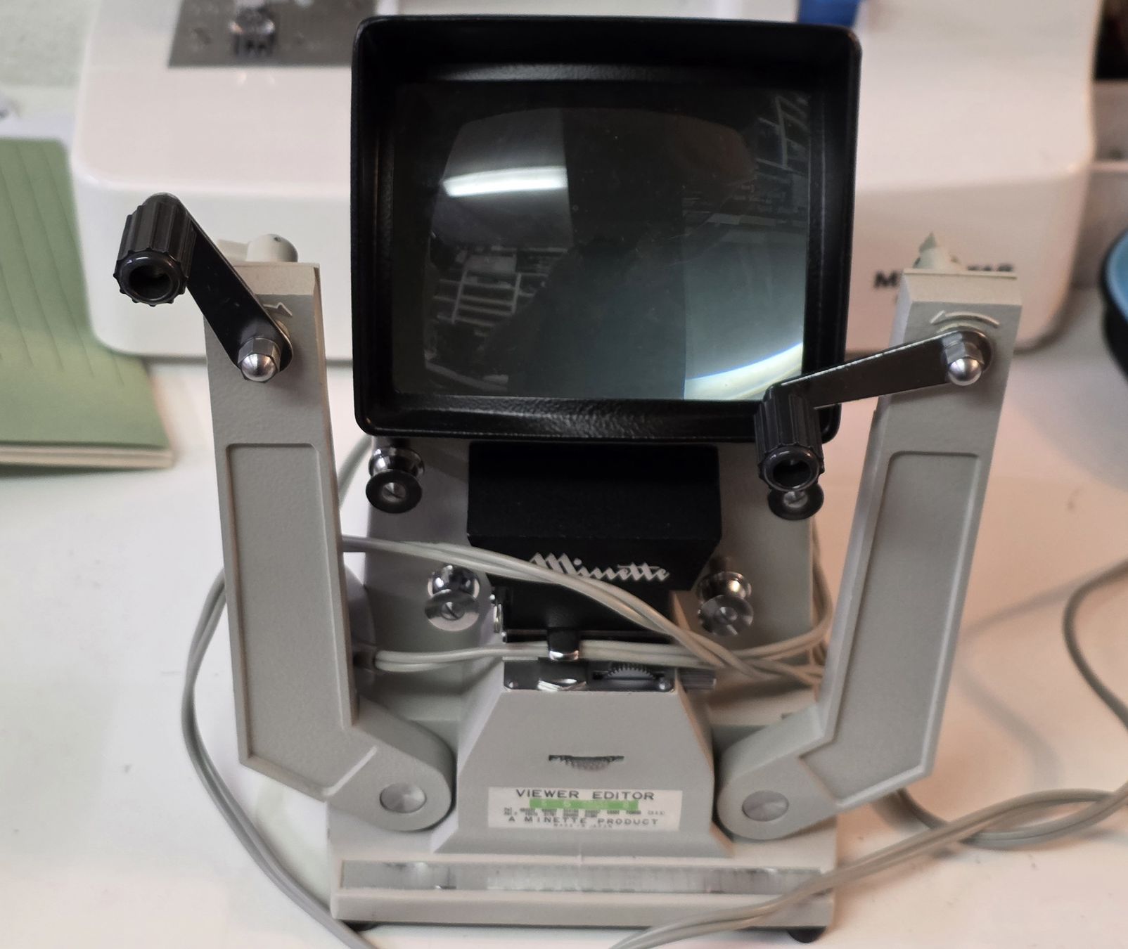 Apparecchi a nastro: Minette S-5 Super 8 Viewer Editor (Ungetestet) – Difettoso da Reinach BL venduto da _MasterK_