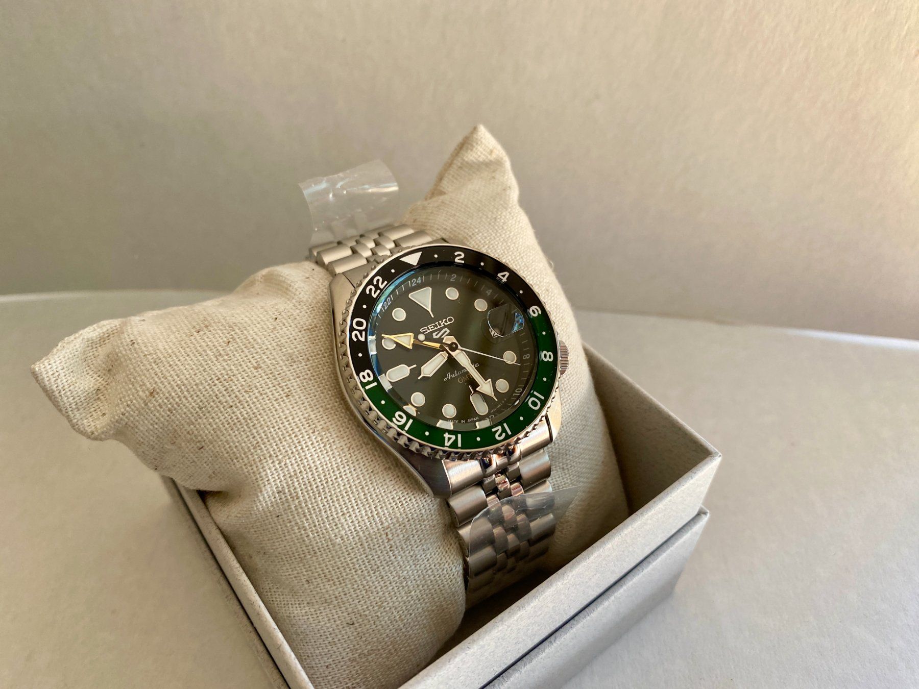 Seiko Orologi: Seiko SSK GMT Deep Green New ! – Nuovo (secondo la descrizione) da Genthod venduto da Fejmeo 9