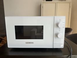 Mikrowelle Siemens weiss 800 Watt gebrauchter Zustand