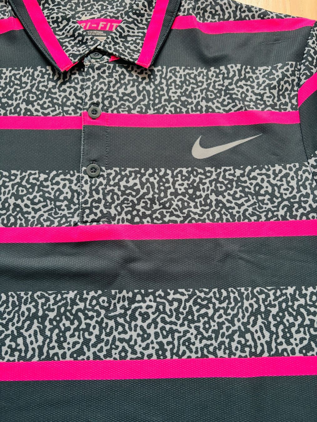 Nike T-shirt: Nike Dri-Fit Shirt/ NEU – Nuovo e nell'imballaggio originale da Oberengstringen venduto da Marling 2
