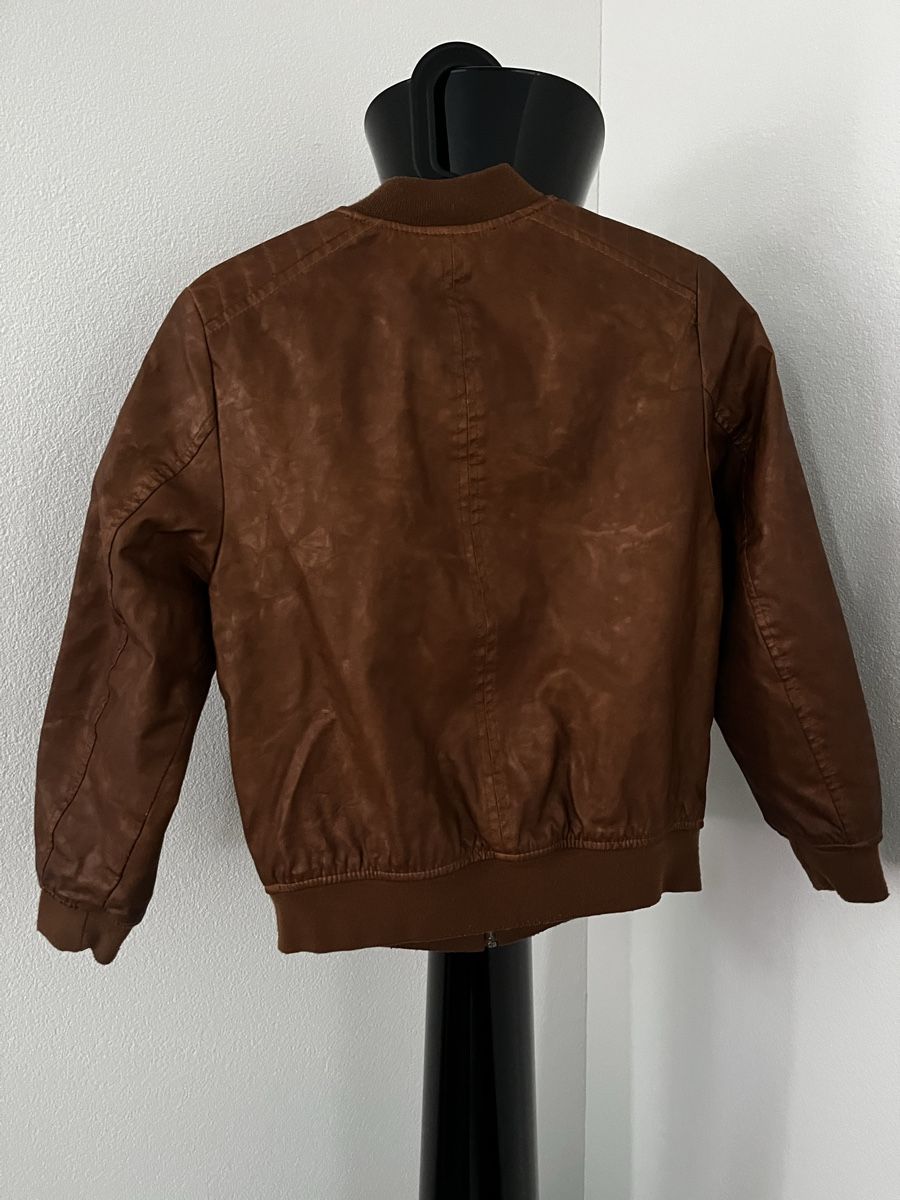 Zara Vestes & Manteaux: Kinder Lederjacke braun Gr. 140 – D'occasion à Hinwil par dire07 2