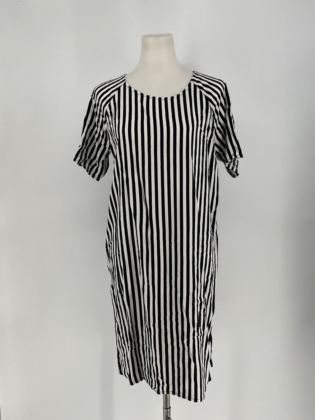 Vestiti: Kleid gestreift Gr. 38 von Jacqueline de Young – Usato da Auenstein venduto da moin.